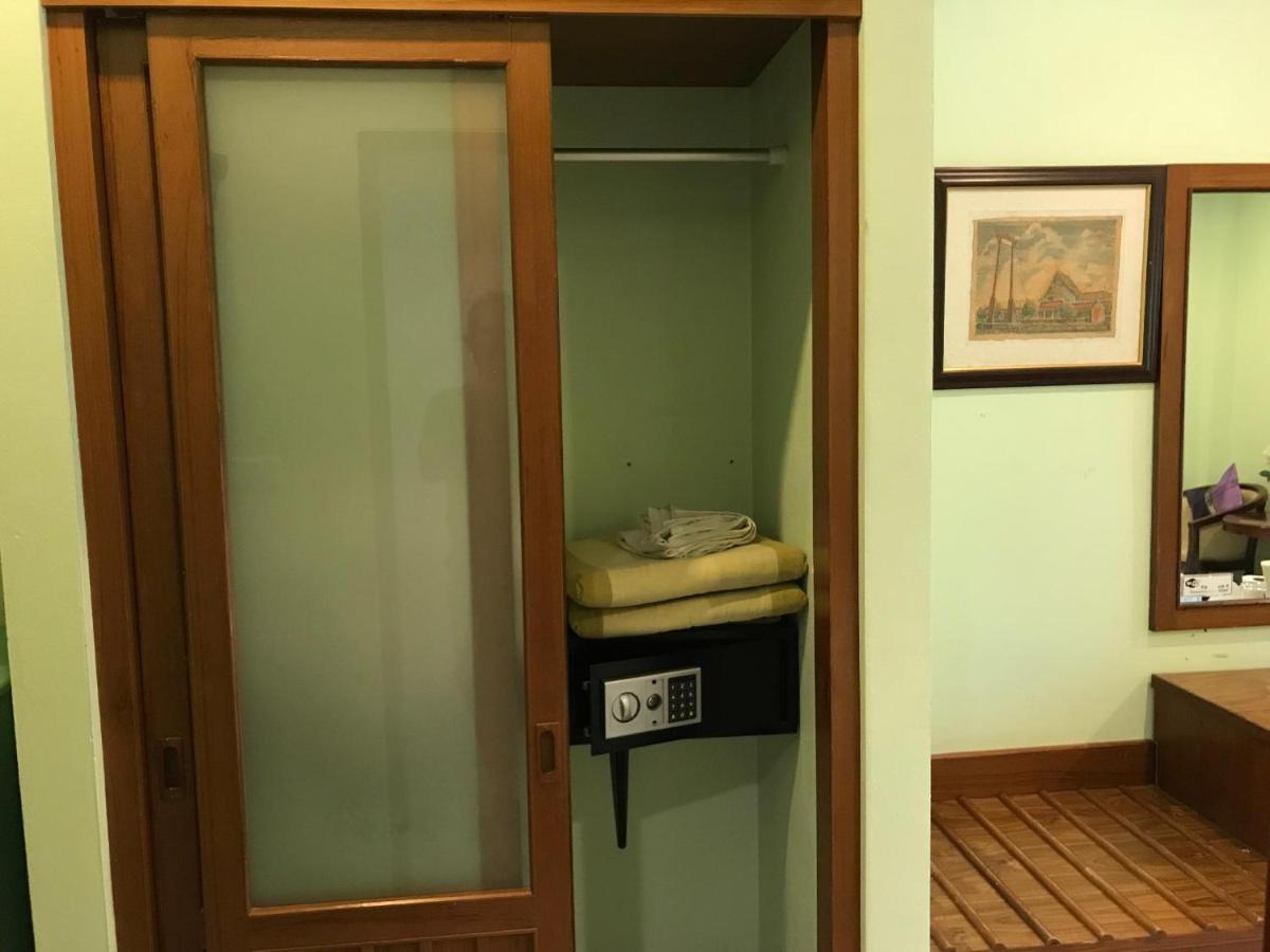 Kasemsuk Guesthouse Sha Extra Plus Karon Exterior foto