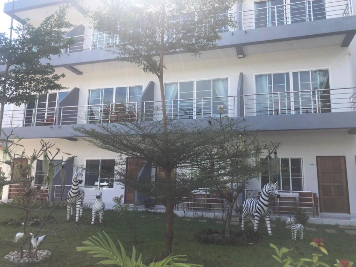 Kasemsuk Guesthouse Sha Extra Plus Karon Exterior foto