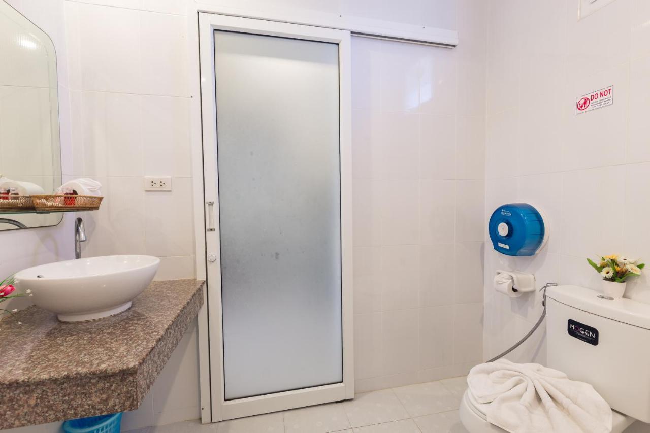 Kasemsuk Guesthouse Sha Extra Plus Karon Exterior foto